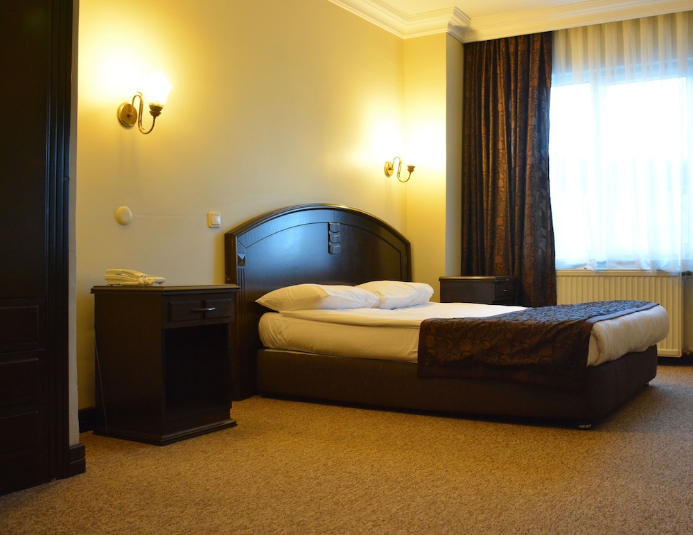 GENC YAZICI HOTEL 12/45