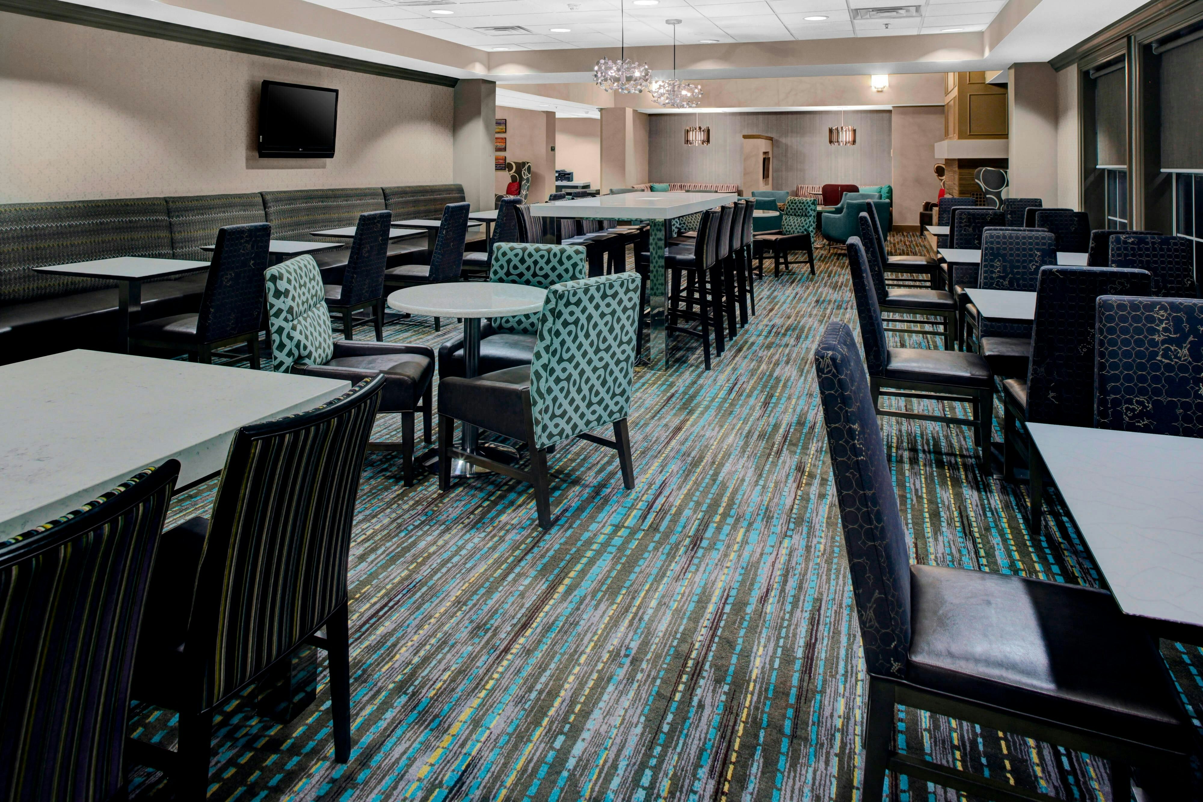 Residence Inn Cleveland Beachwood 22/33