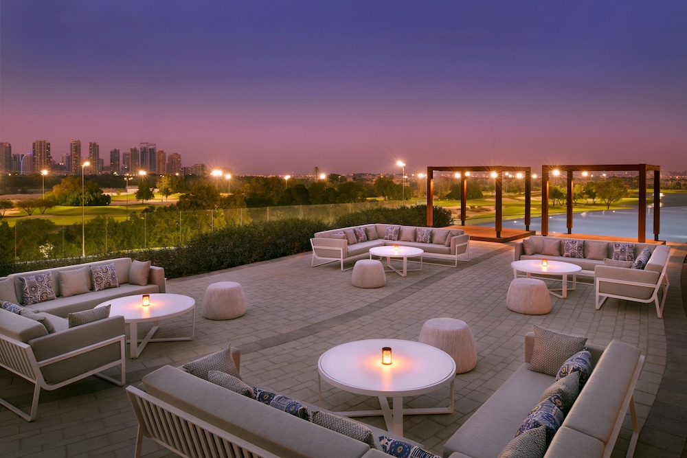 Vida Emirates Hills 49/51