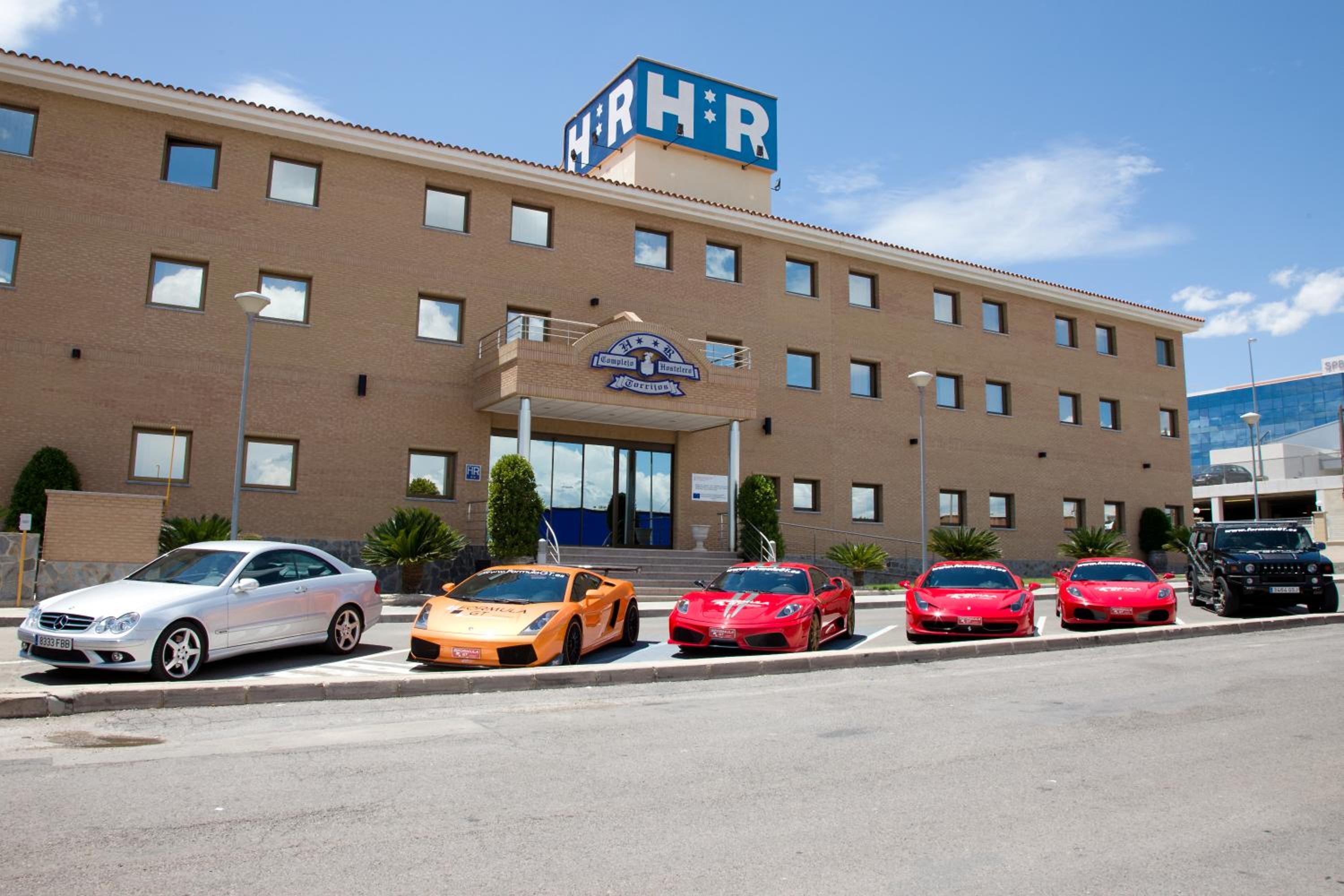 COMPLEJO HOSTELERO TORRIJOS 26/29