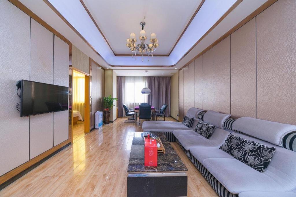 Kailong International Hotel 37/58
