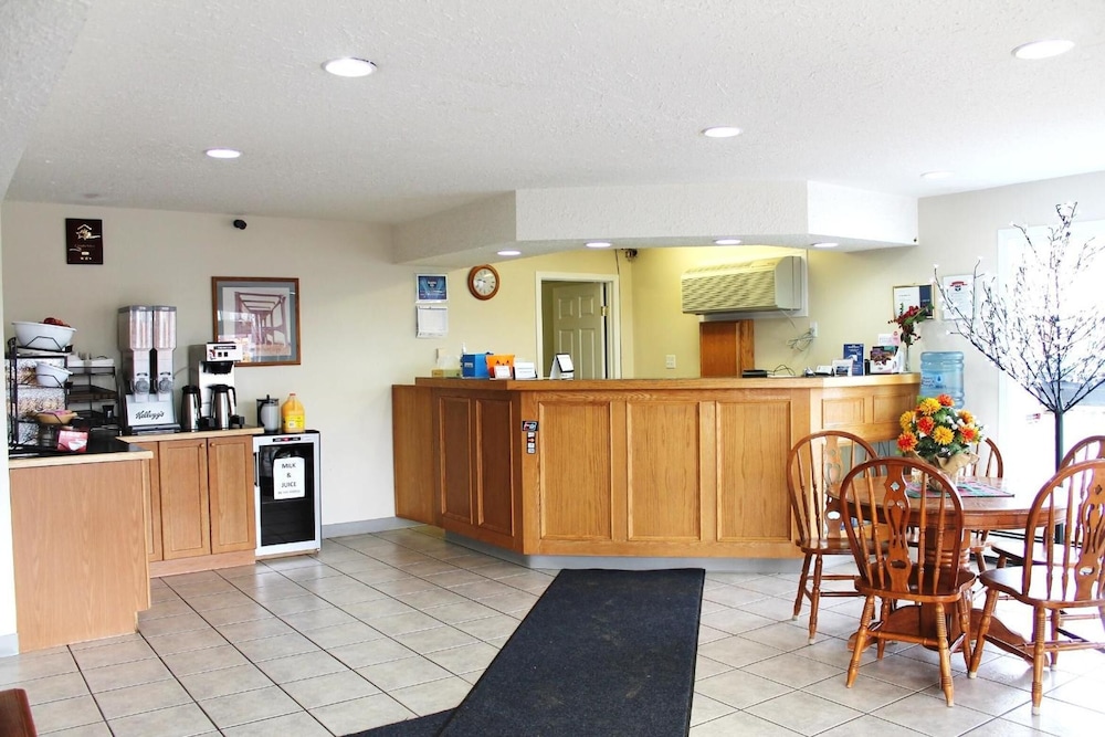 Tel Star Motel 3/50