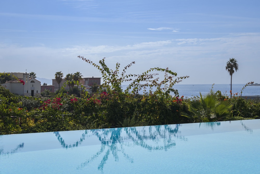 Residence De Tourisme Ajaccio Amiraute 37/50