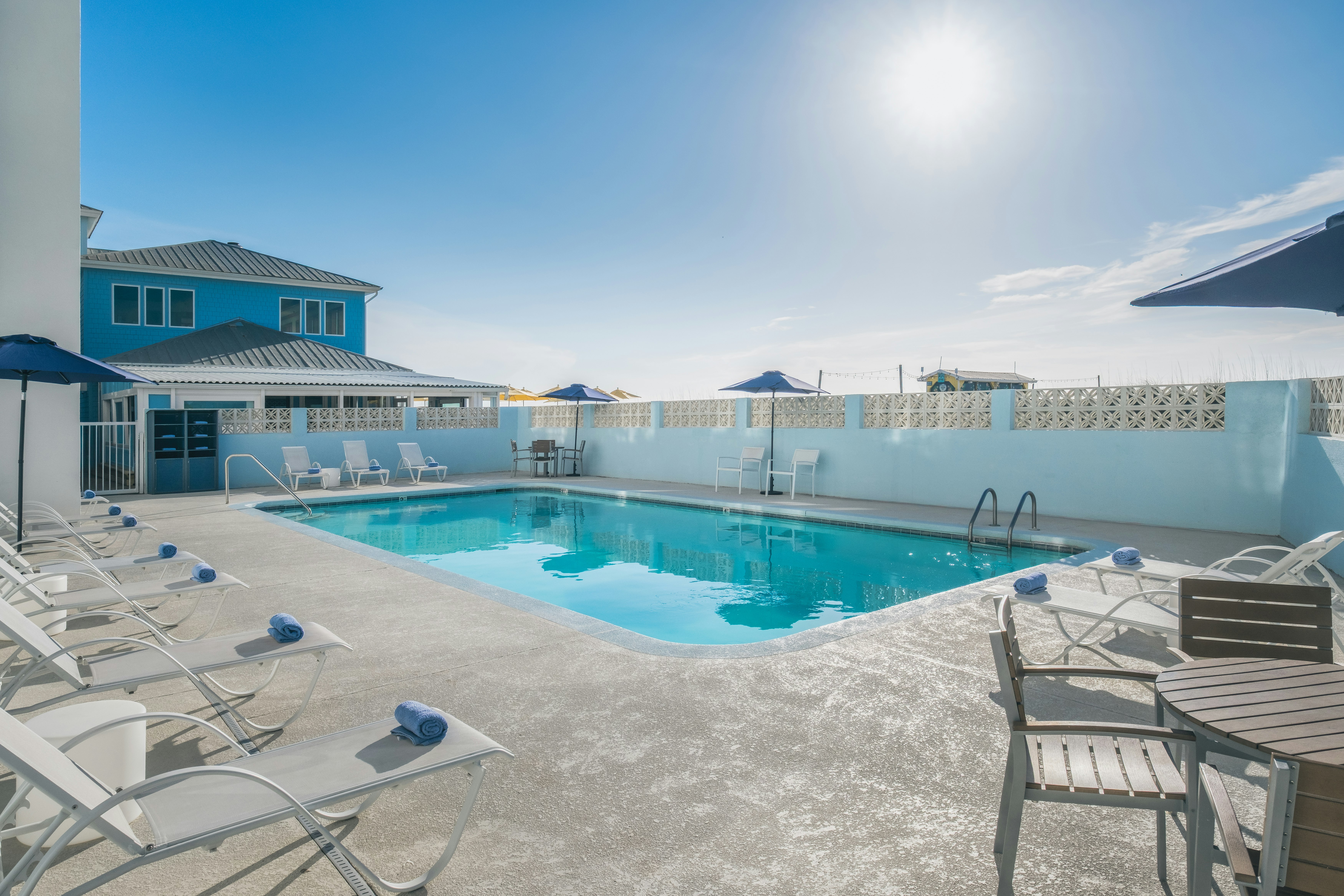 Golden Sands Carolina Beach Oceanfront Tapestry by Hilton 34/38