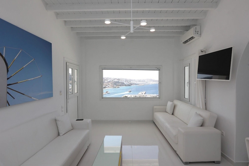 Adikri Villas and Studios 20/50
