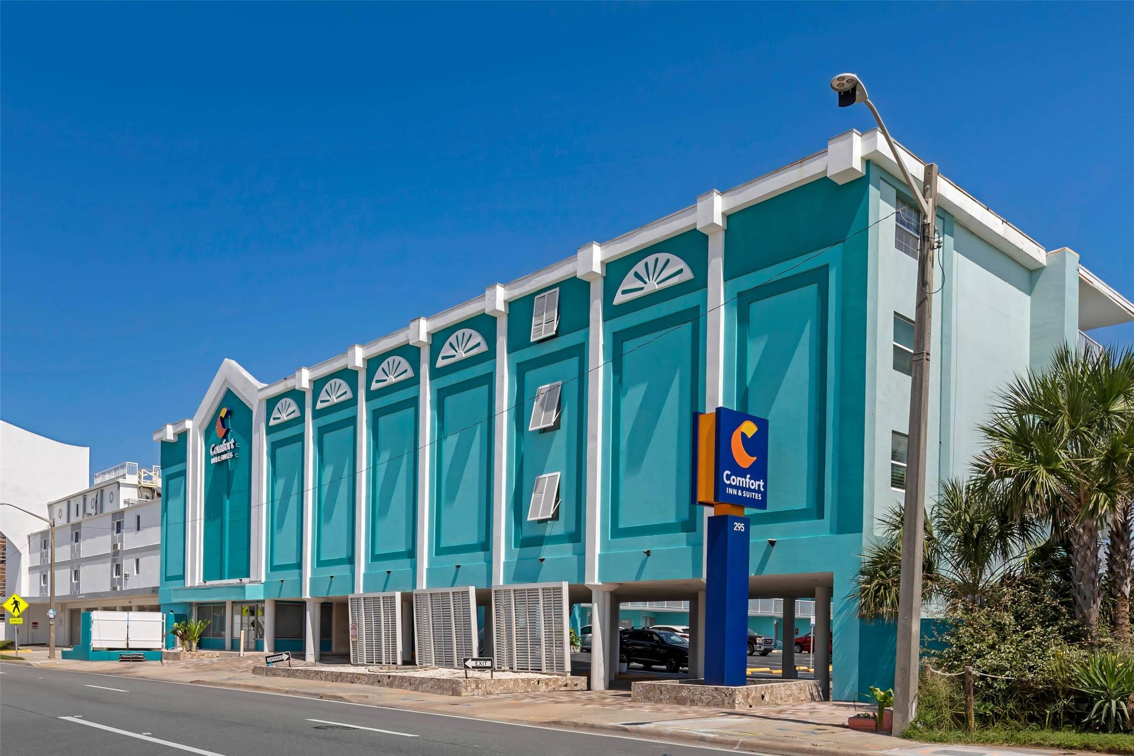Comfort Inn & Suites Ormond Beach Oceanfront 2/25