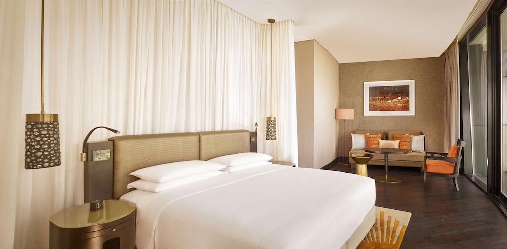 Grand Hyatt Abu Dhabi Hotel and Residences Emirates Pearl 8/47