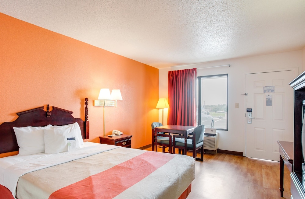 Motel6 White House, TN 10/48