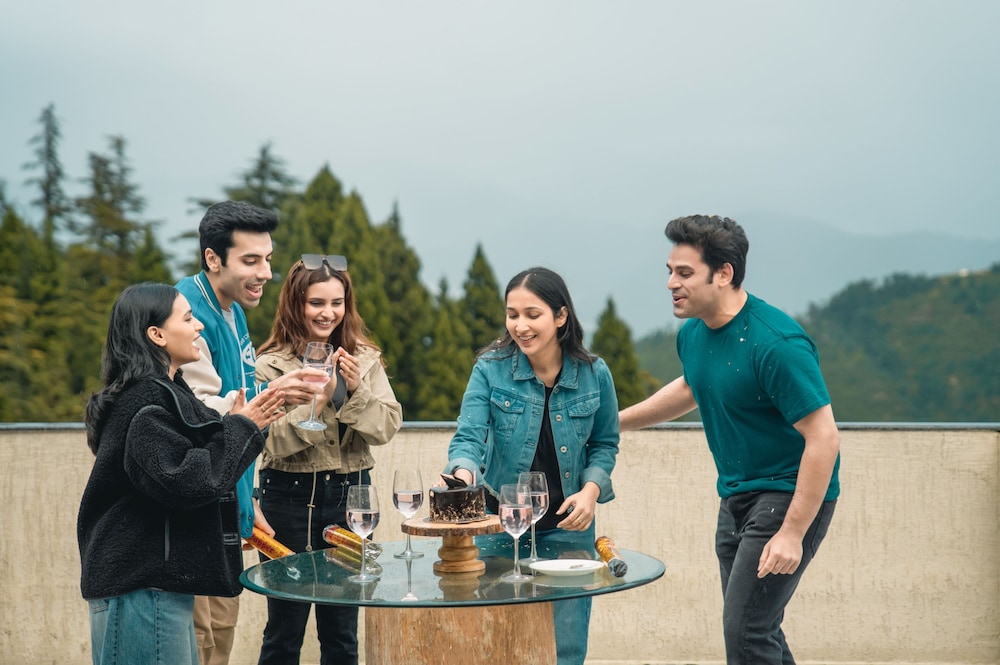 Country Inn Premier Pacific Mall Road Mussoorie 8/60