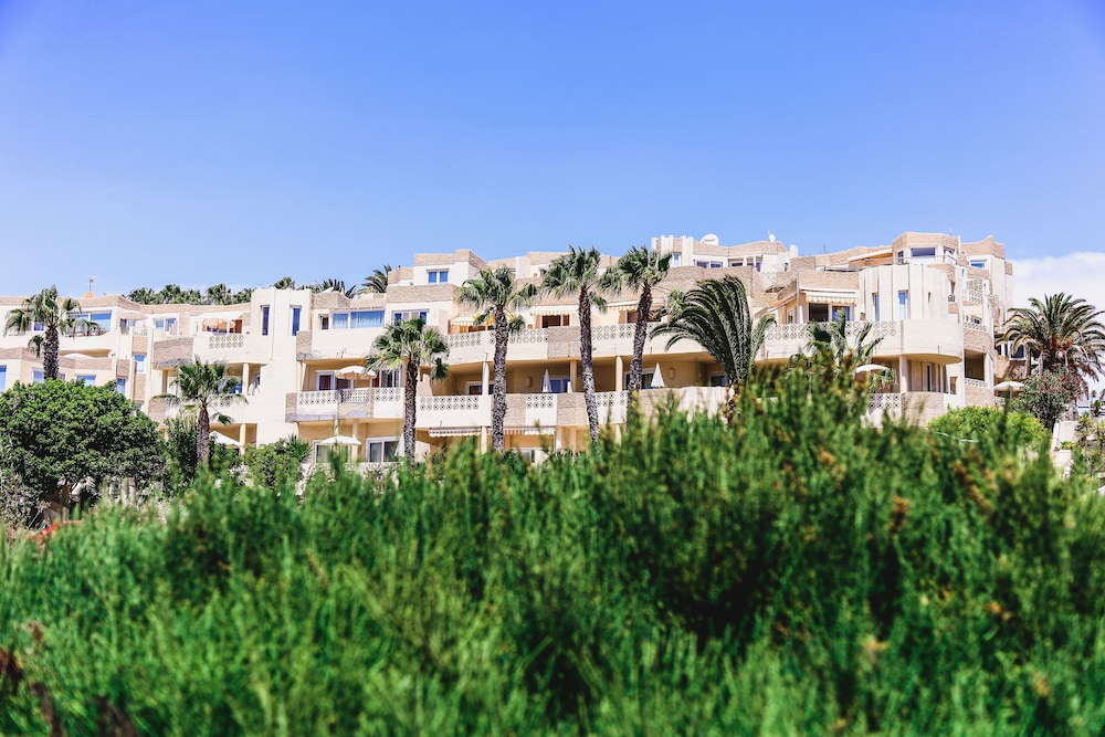 R2 Maryvent Beach Apartment 41/49