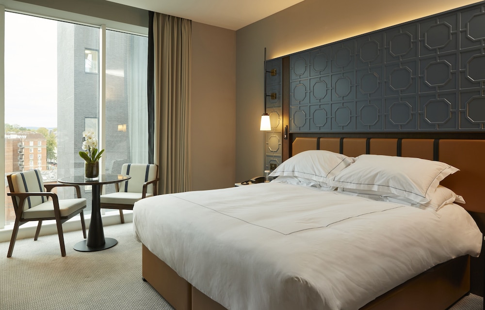 JUNIOR SUITE, DELUXE