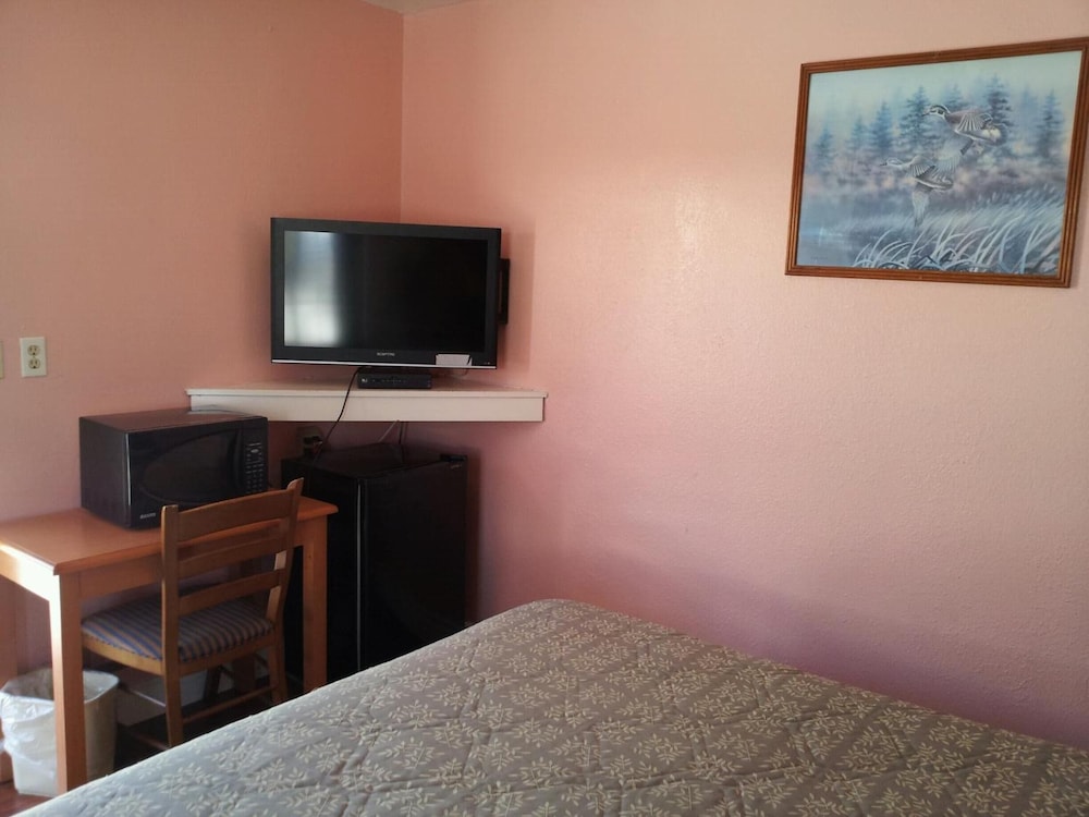 Travel Eagle Inn 11/55