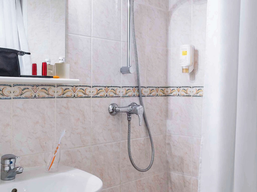 Adagio Access Nice Garibaldi 69/70