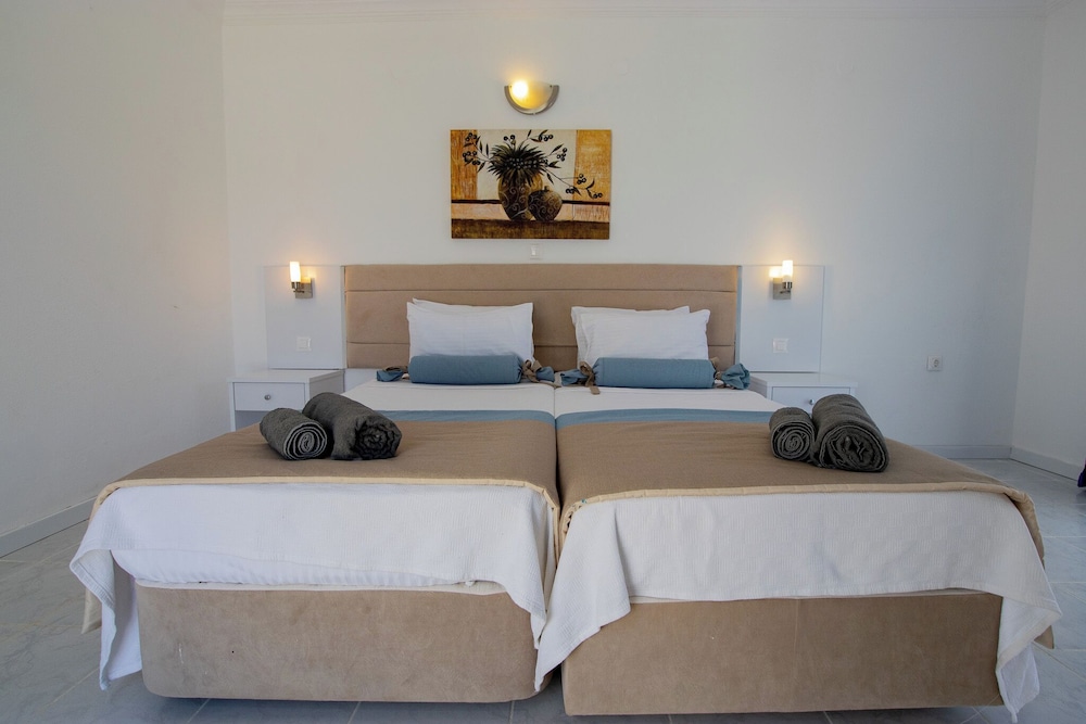 Ladonia Hotels Zemda Gumusluk 12/50