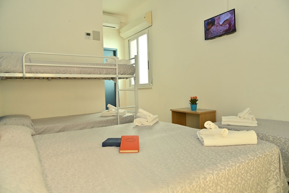 Hotel Italy 23/50