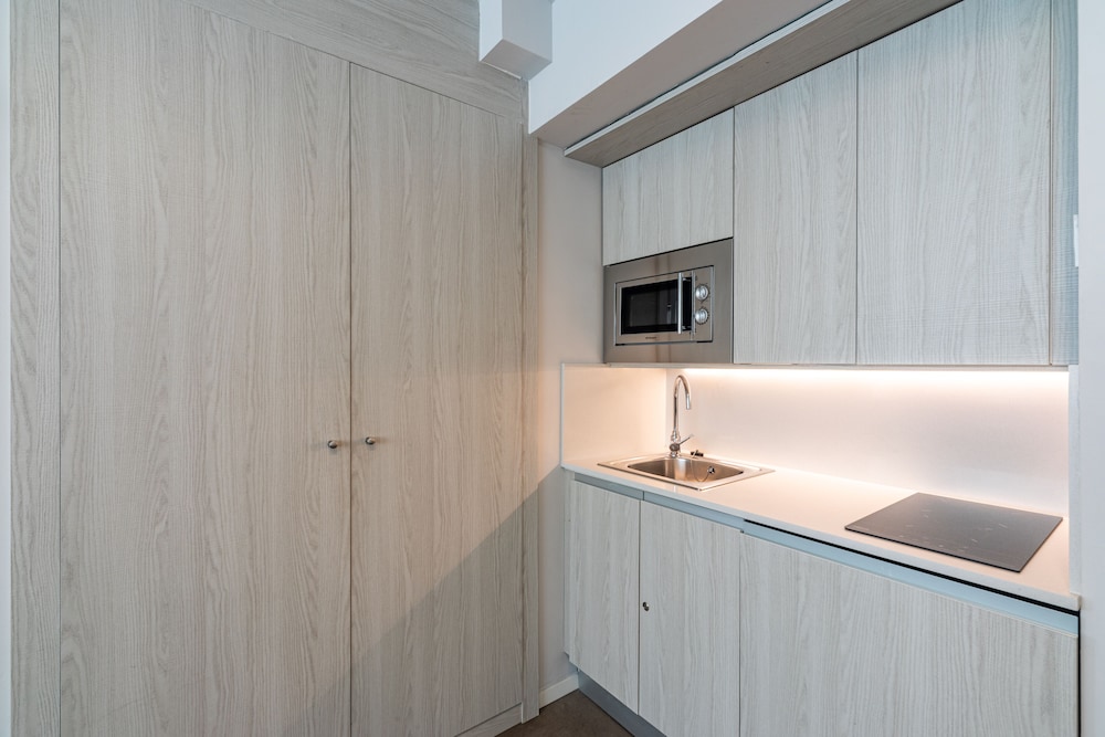 Student Residence Claudio Coello 7/44