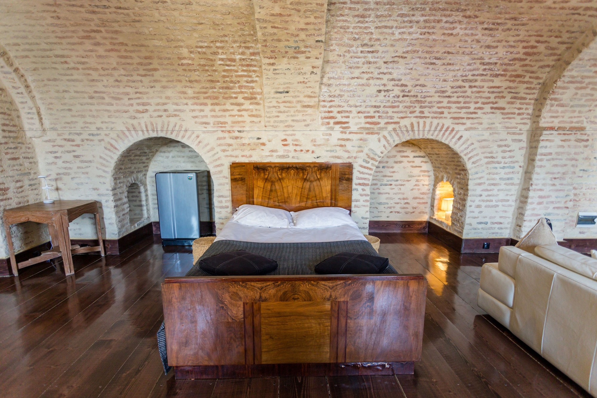 LUXURY, QUADRUPLE, KING BED, CITY VIEW, TERRACE
