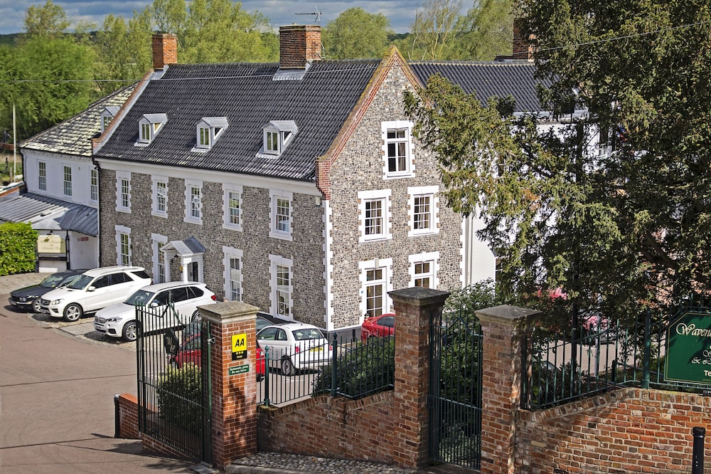 The Waveney House Hotel 49/58