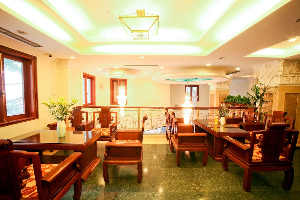 EDEN HOTEL 15/32