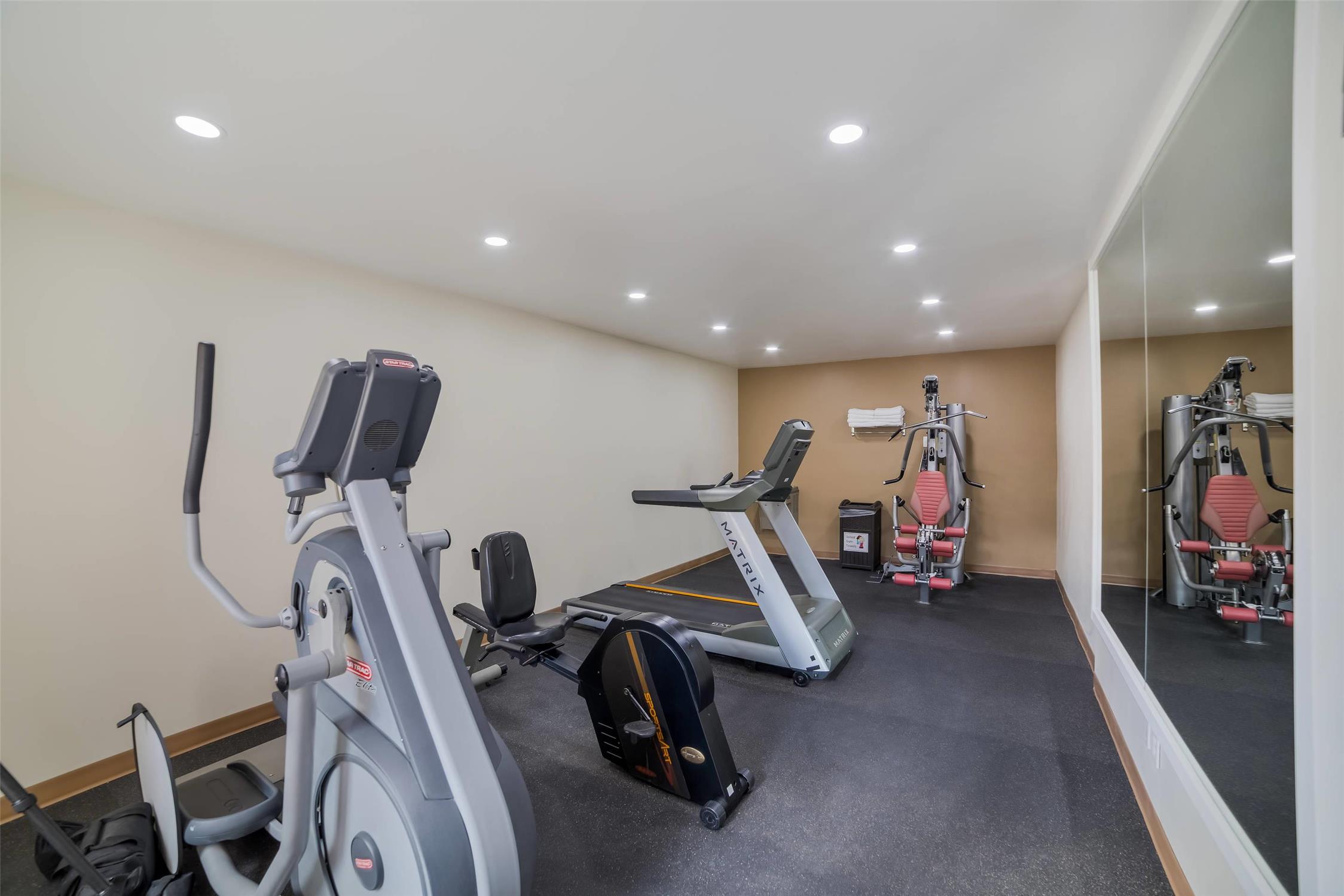 Quality Inn & Suites Goodyear - Phoenix West 24/42
