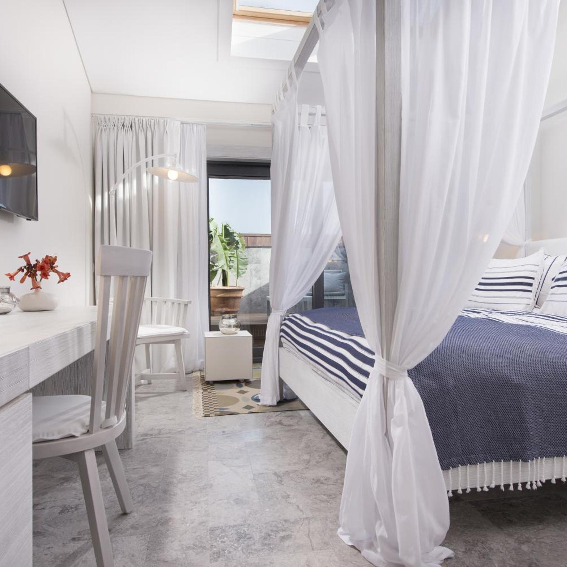 Suite, Terrace, Attic