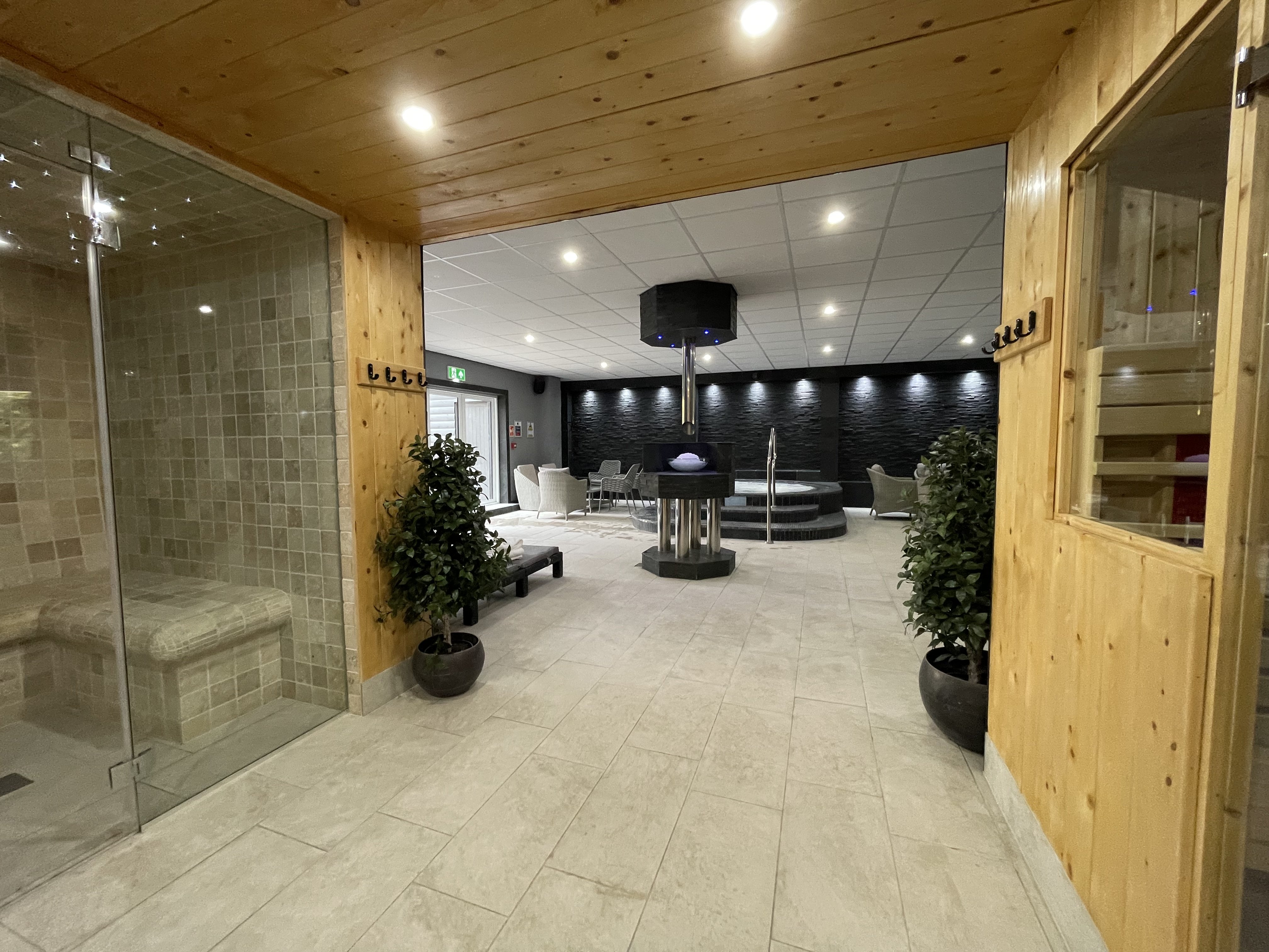 Comis Hotel and Golf Resort 30/50