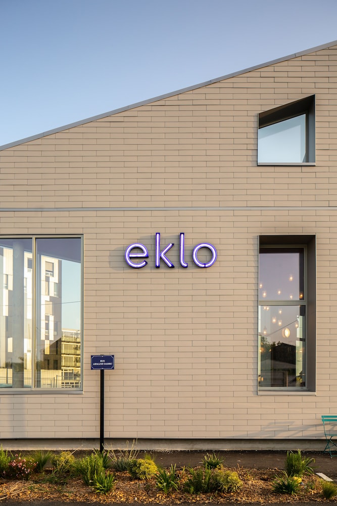 Eklo Bordeaux Centre Bastide 1/50