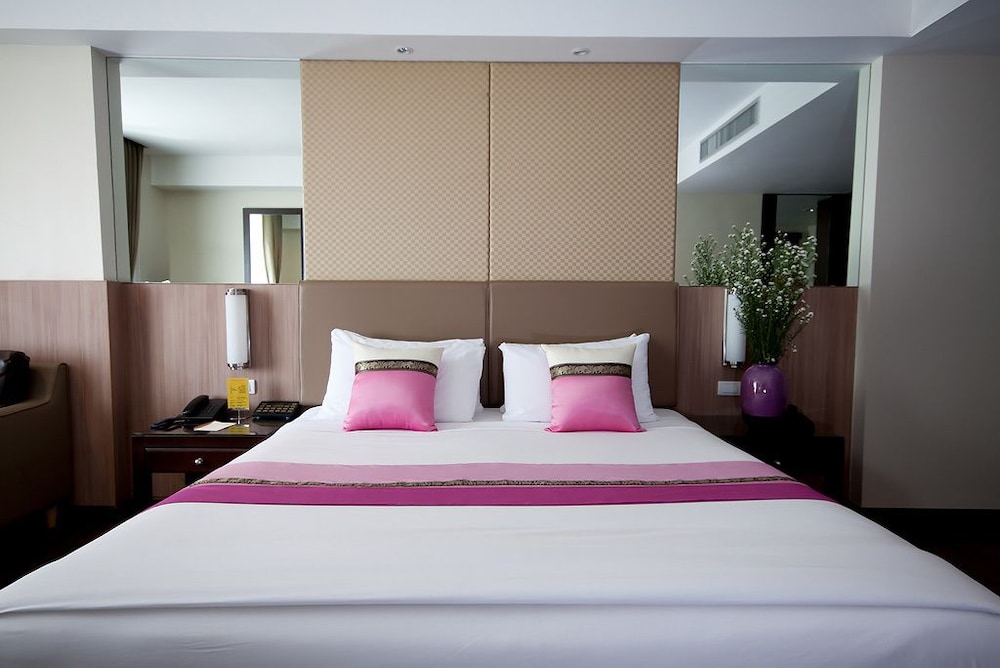 DYNASTY GRANDE HOTEL 13/45