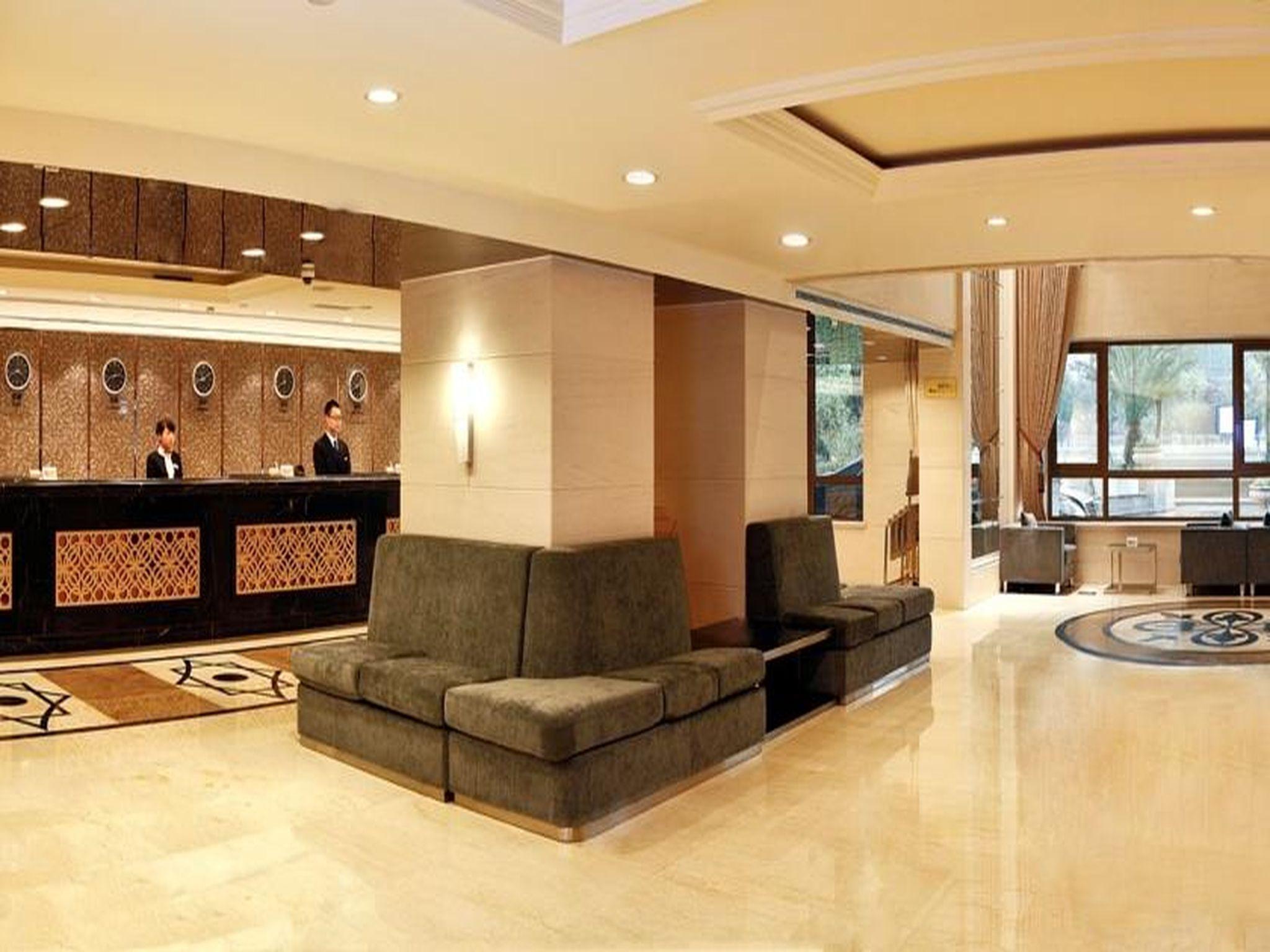 Sovereign International Hotel 8/26