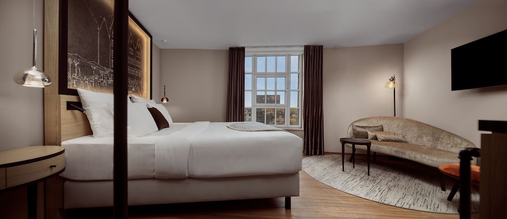 Hotel Wasserturm Cologne Curio Collection By Hilton 15/57