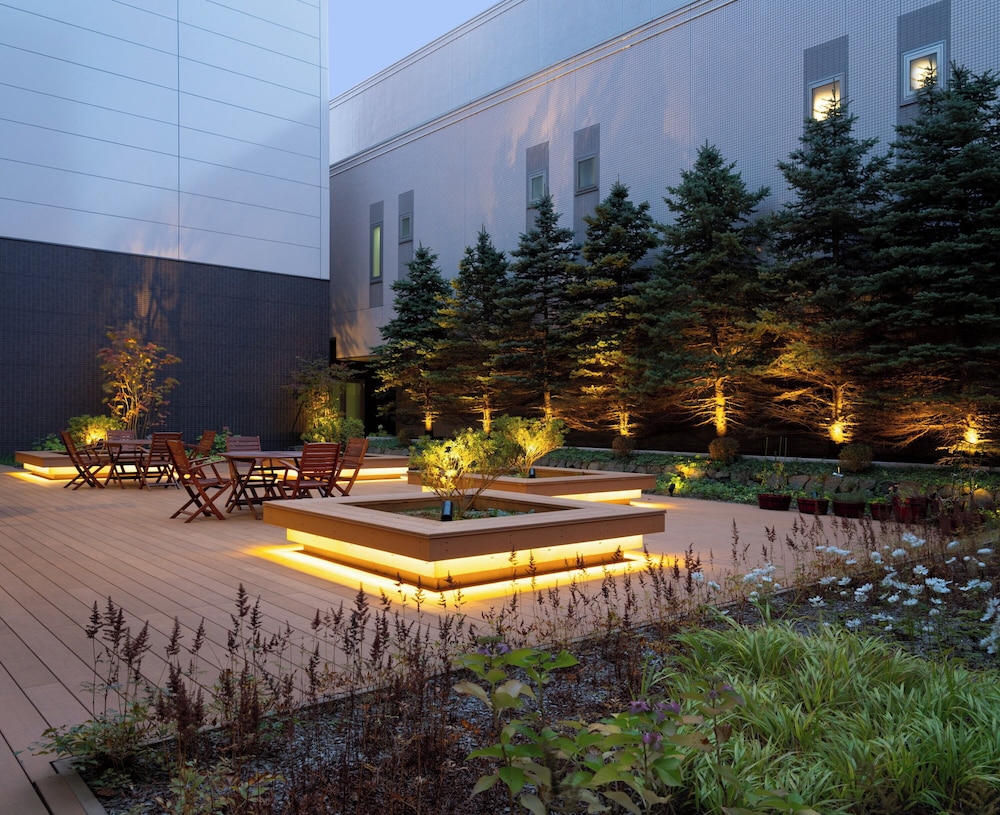 Ana Crowne Plaza Chitose 74/78