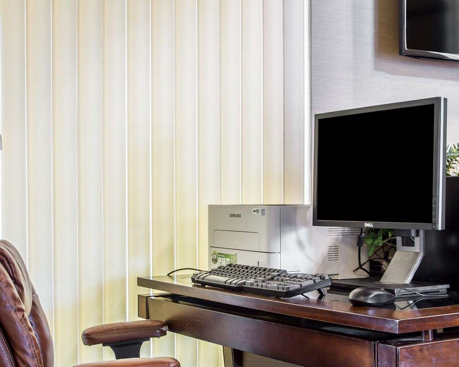 Studio6 Sacramento, CA - Natomas & SMF Airport 4/6