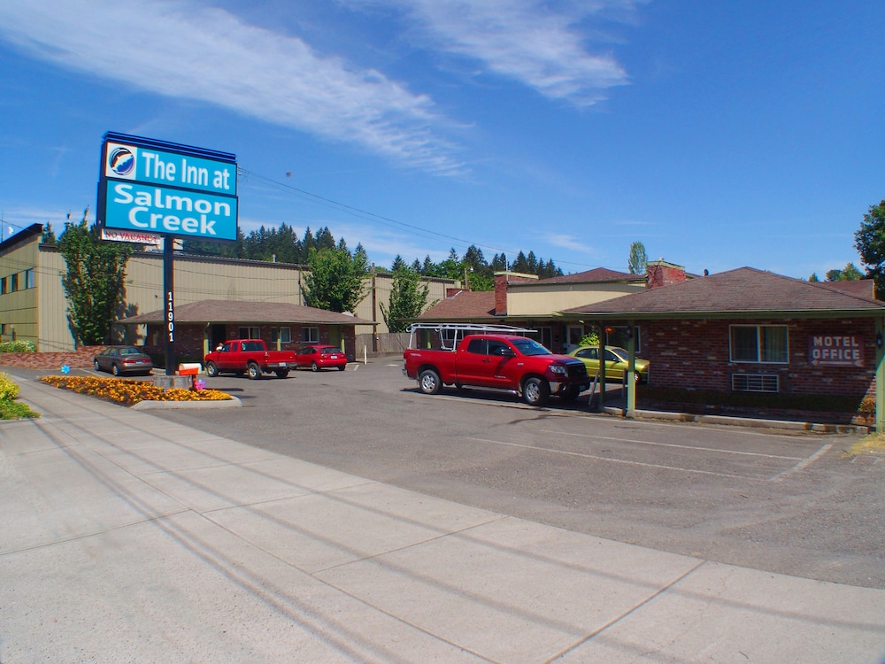 The Inn At Salmon Creek 18/23
