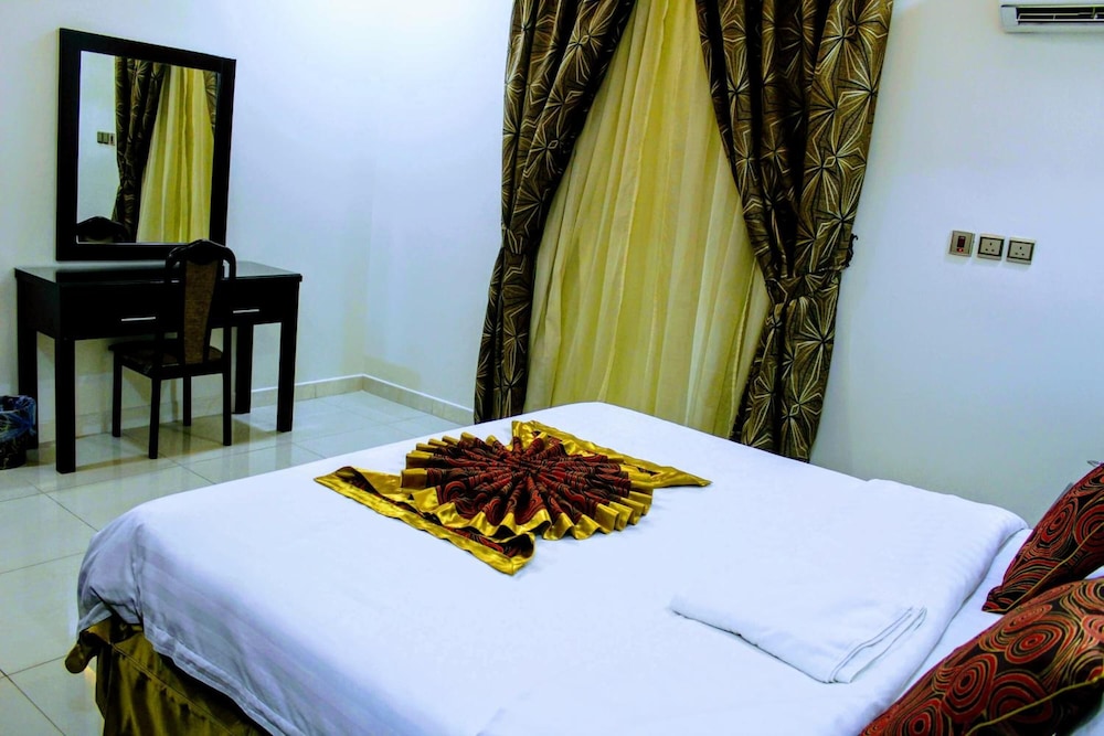 عروس الفيصلية للوحدات السكنية المفروشة(Aros Alfaisaliah Furnished Units) 40/73