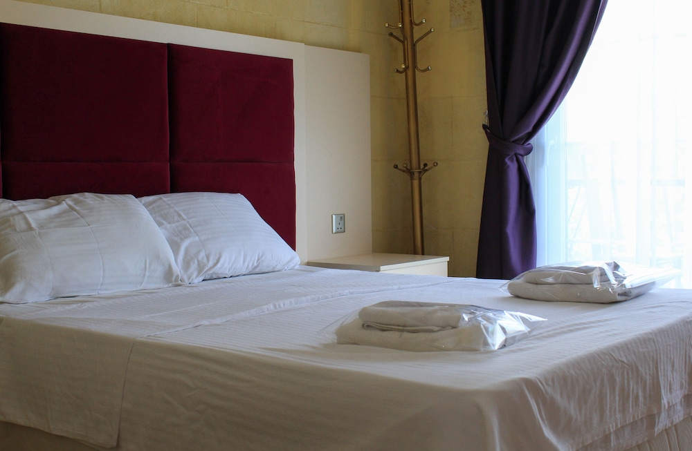 Lapida Garden Hotel 13/48