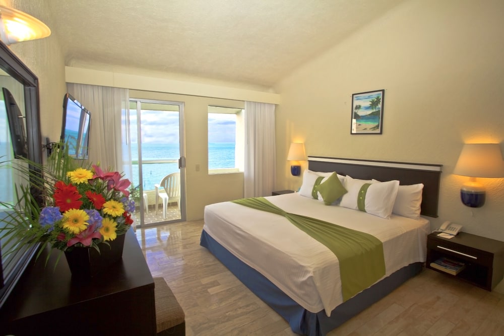 Aquamarina Beach Hotel Cancun 21/63