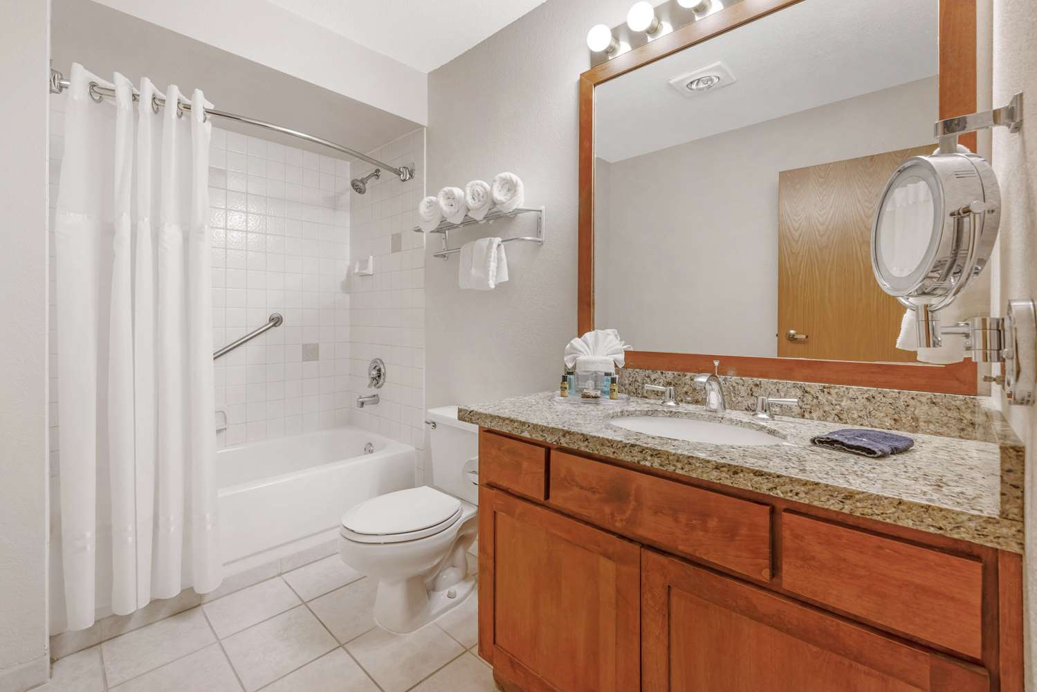 Best Western Plus Mill Creek Inn 20/20