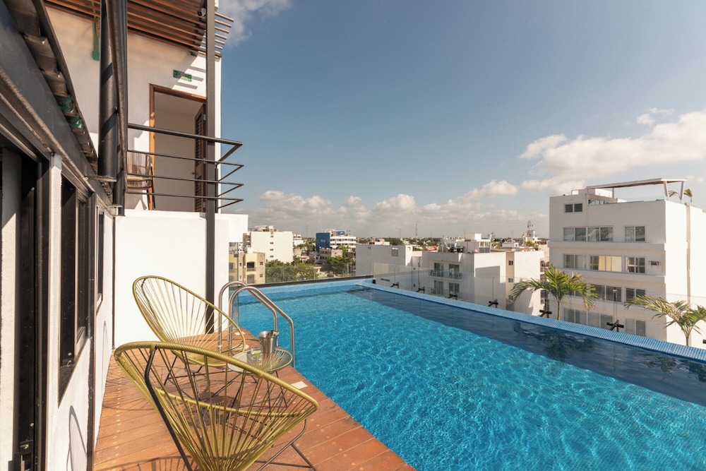 Marvic Hotel 29/36