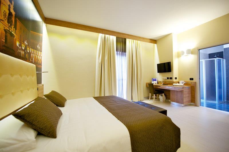 Best Western Hotel Luxor 12/54