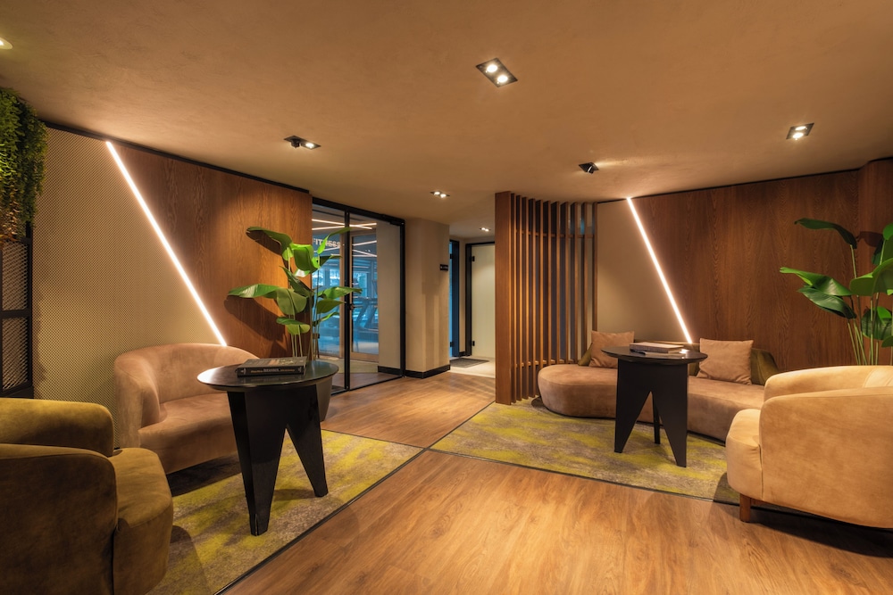 Novotel Istanbul Bomonti 40/59