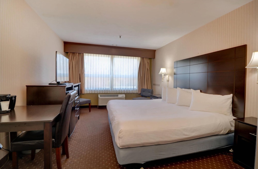 Anchorage Inn & Suites - Portsmouth 22/57