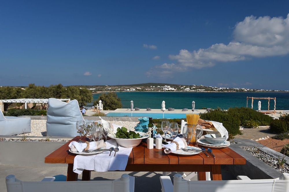 AMBASSADOR LUXURY VILLAS 34/50