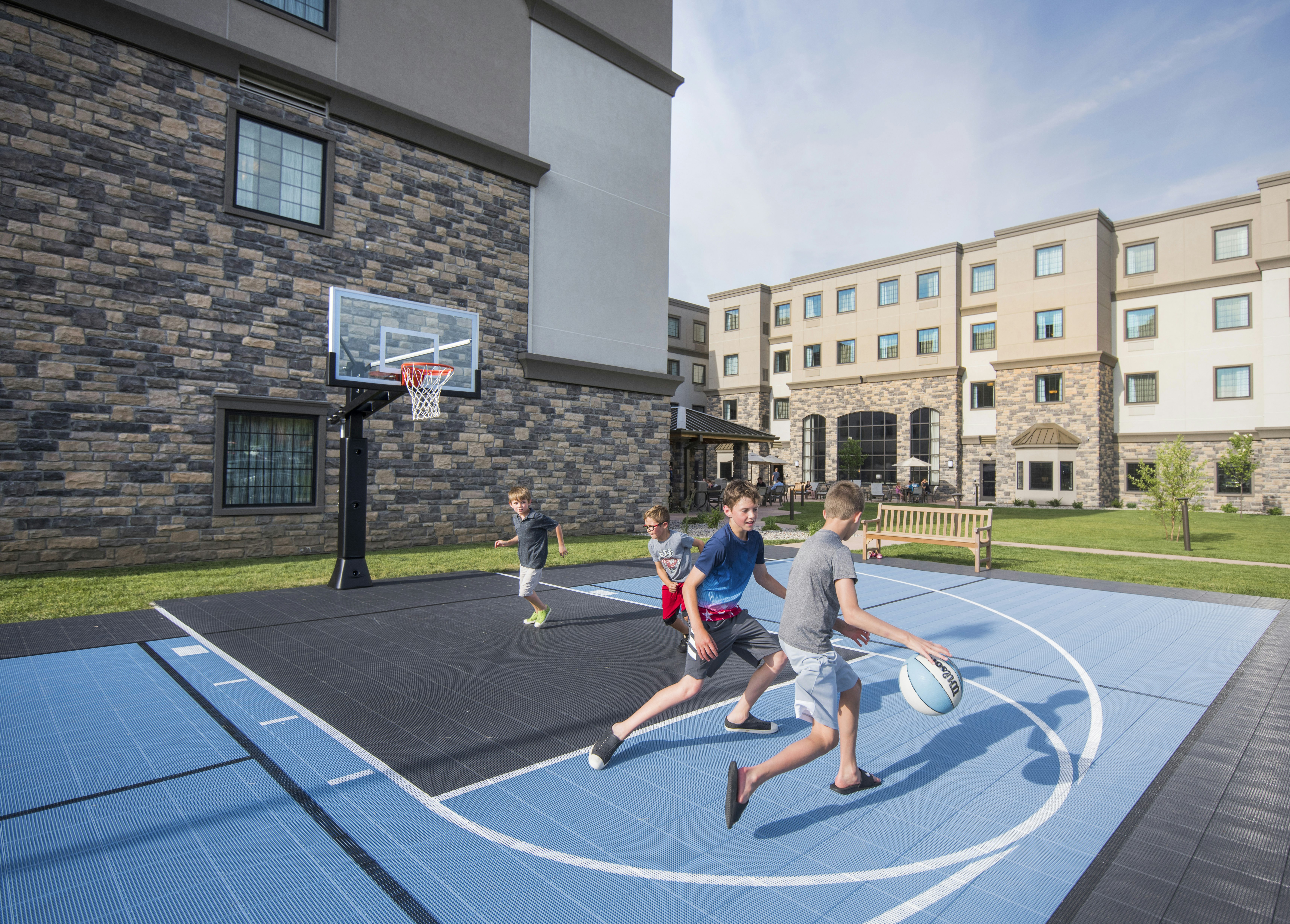 Staybridge Suites Wisconsin Dells - Lake Delton 58/58