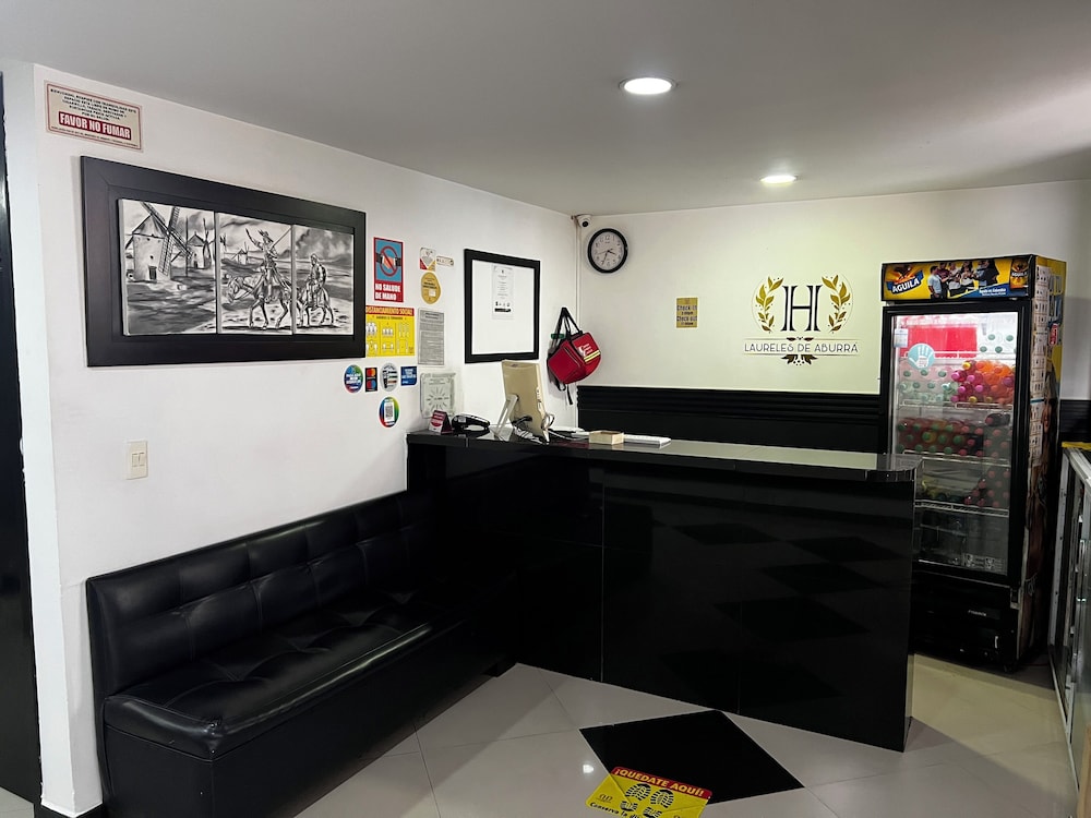 Hotel Laureles de Aburra Medellin 9/49