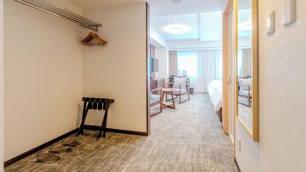 Richmond Hotel Naha Kumoji 25/45