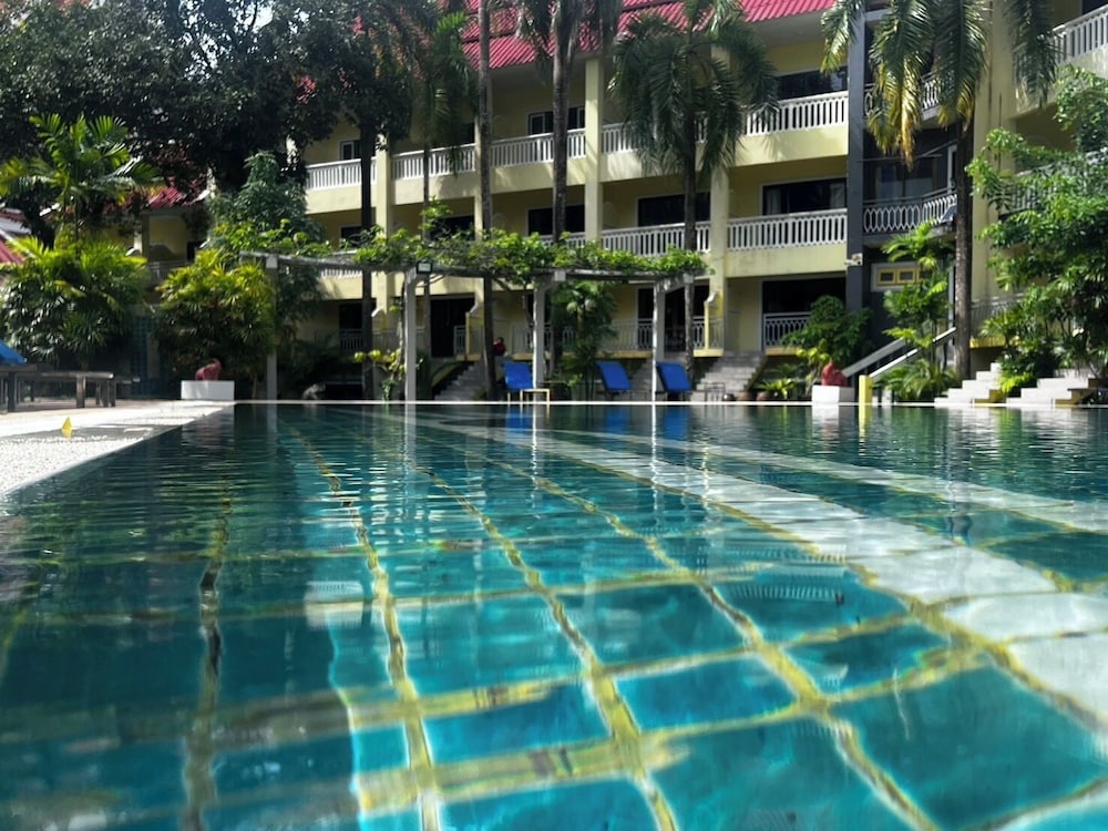 MW Krabi Beach Resort 13/56