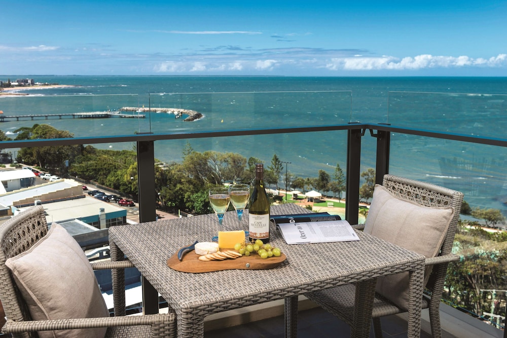 Oaks Redcliffe Mon Komo Suites، North Lakes، Narangba 66/77