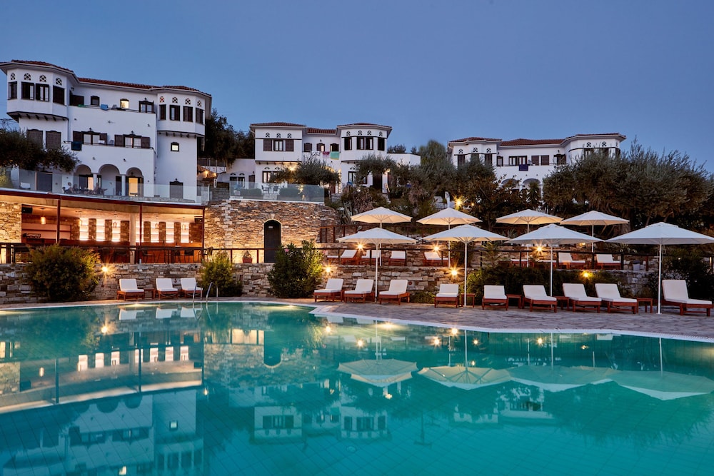 Leda Village Resort 1/50