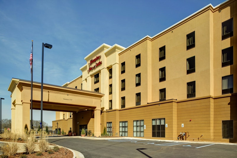 Hampton Inn & Suites Columbus 45/47