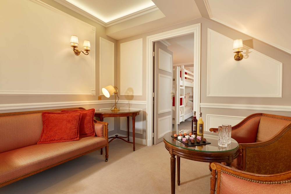 Hotel Regina Louvre 41/60